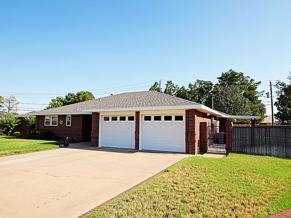2nd image of 8 Alcove Ct