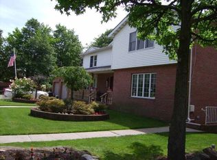 232 Bradford Ave, Staten Island, NY 10309