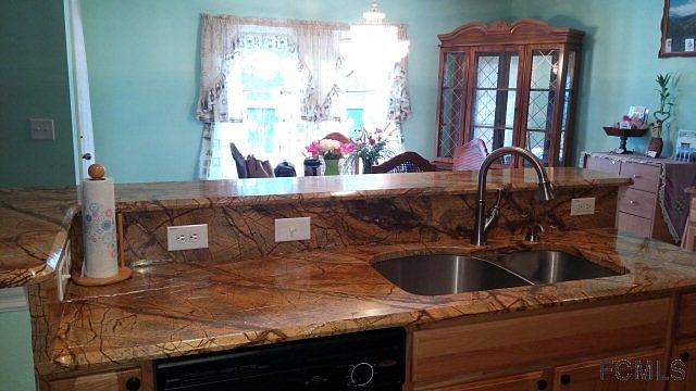 1st image of 82 Rollins Ln