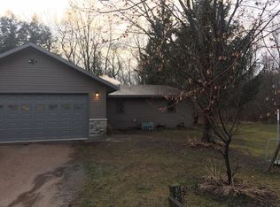 N6001 County Road D, Bowler, WI 54416