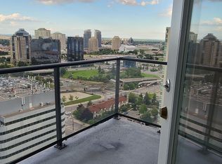 190 Borough Dr #2801, Toronto, ON M1P 0B6