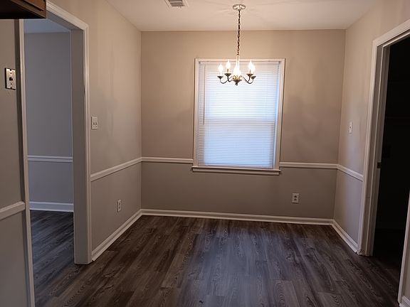 3rd image of 9723 Starwood Dr