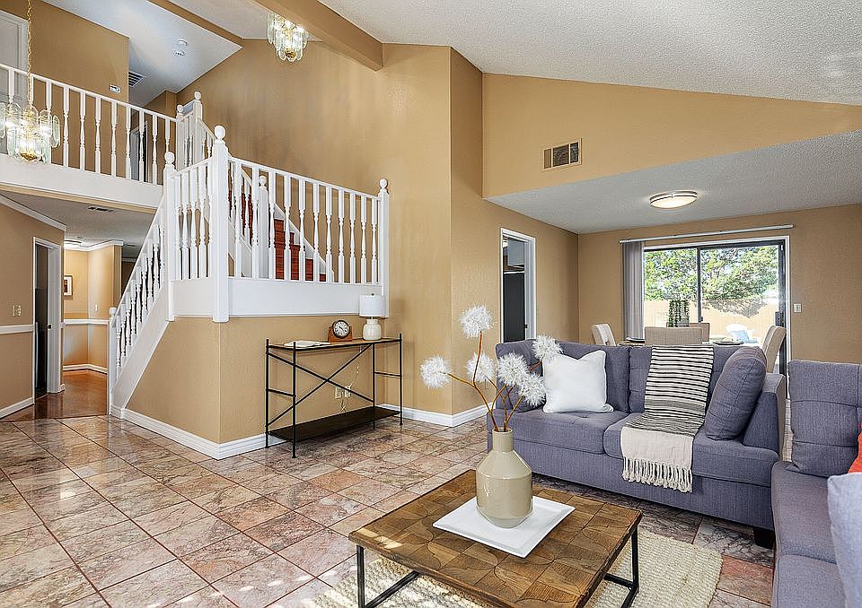 1st image of 2925 Balsam Ct