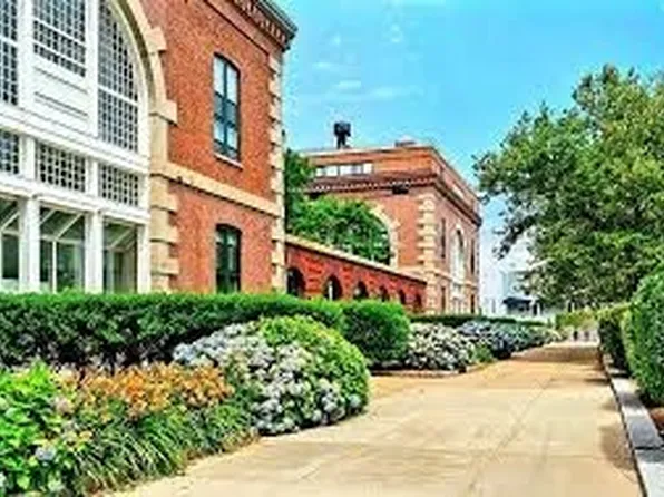 42 8th St APT 2110, Charlestown, MA 02129