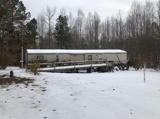 281 Flat Rock Rd, Crewe, VA 23930