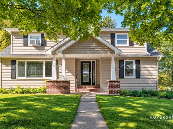 727 Myrtle St, Reedsburg, WI 53959