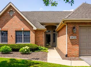 1832 Windfield Dr, Munster, IN 46321