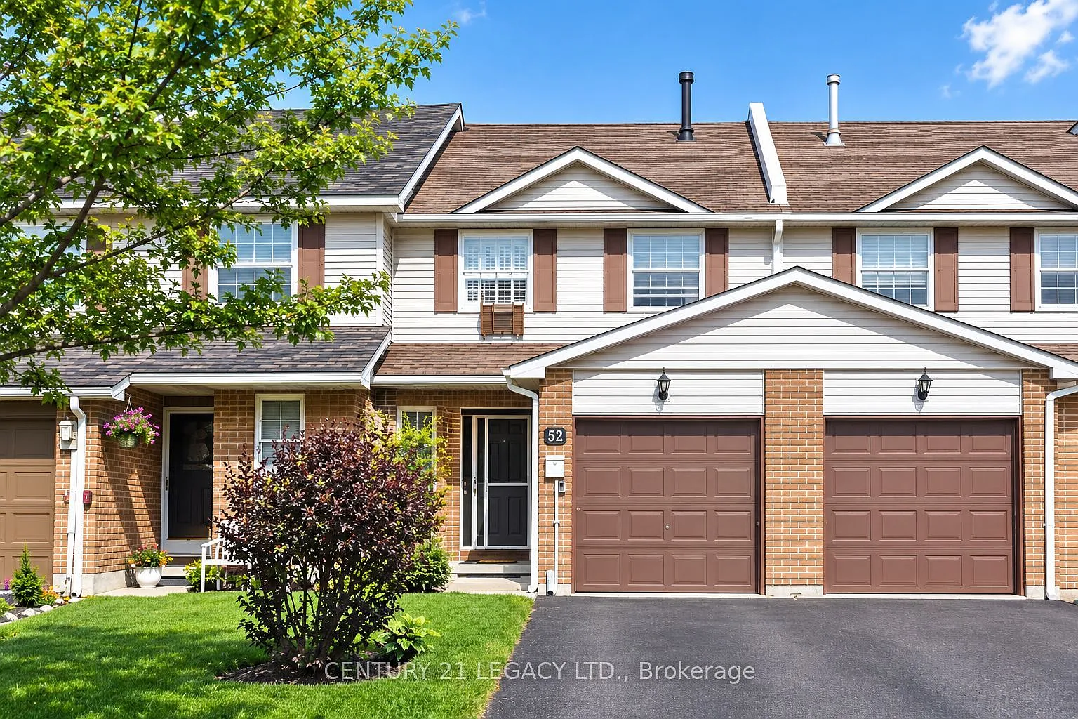 4 bed, $2,650 — Photo 1