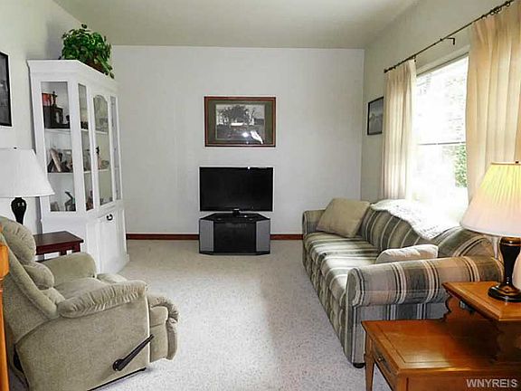 5th image of 729 Harrison Ave