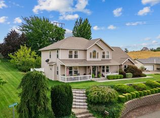 1002 Ridgeview Ave, Selah, WA 98942