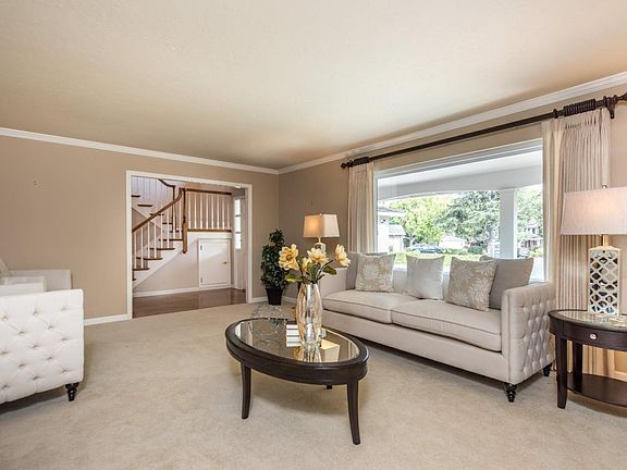 5th image of 12688 Kinman Ct