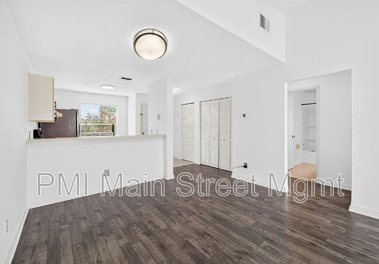 2512 Woodgate Blvd #203 — Photo 15