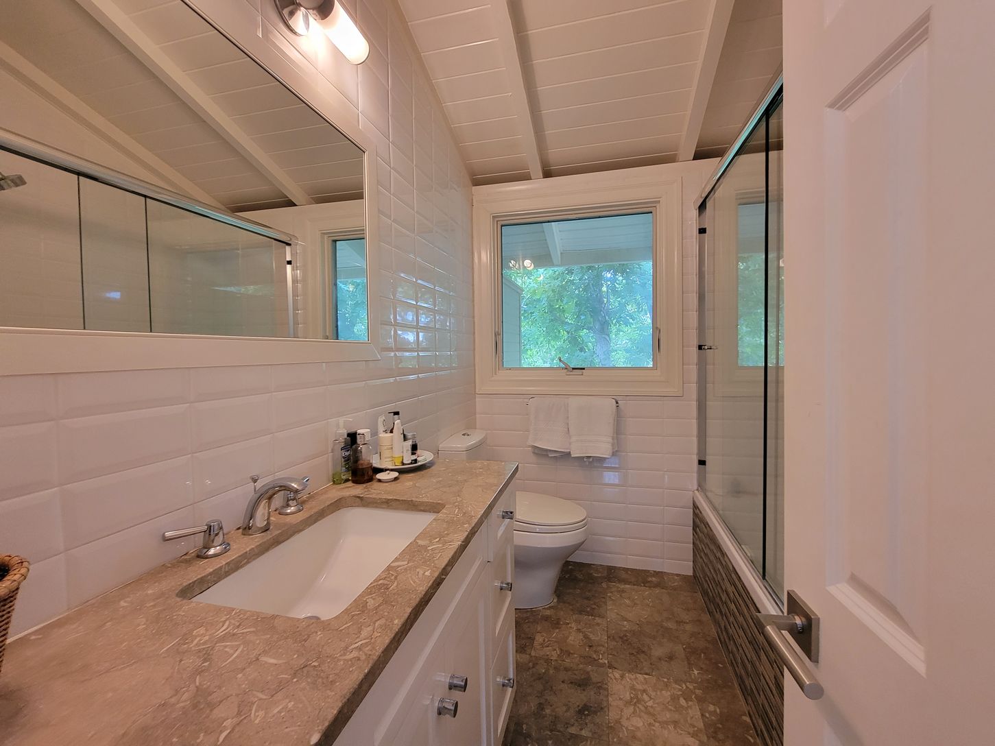  Updated bathrooms