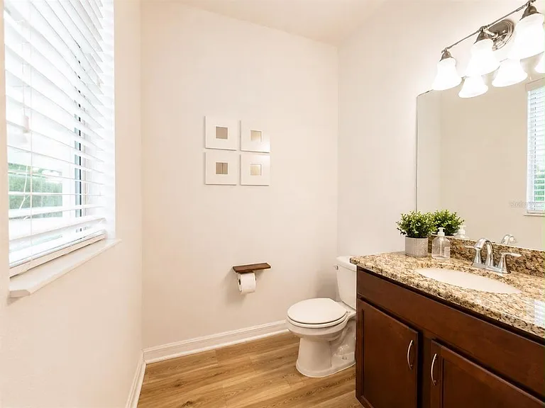 12820 Strode Ln — Photo 14