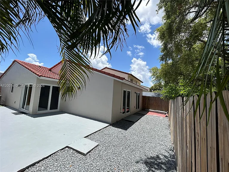 10058 SW 156th Ct — Photo 6