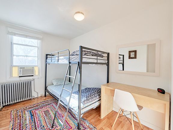 5th image of 55 Jewett Ave #2