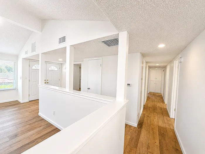 28189 Oaklar Dr — Photo 4