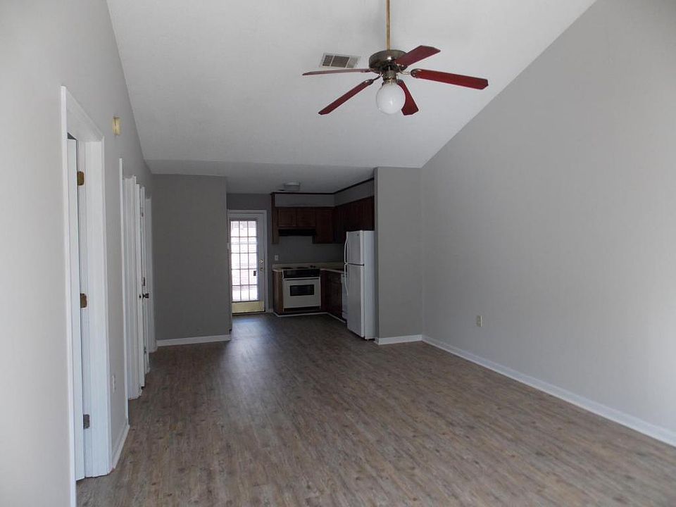 1st image of 140 Lanier Dr #171