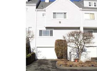 45 Country Pl, Shelton, CT 06484