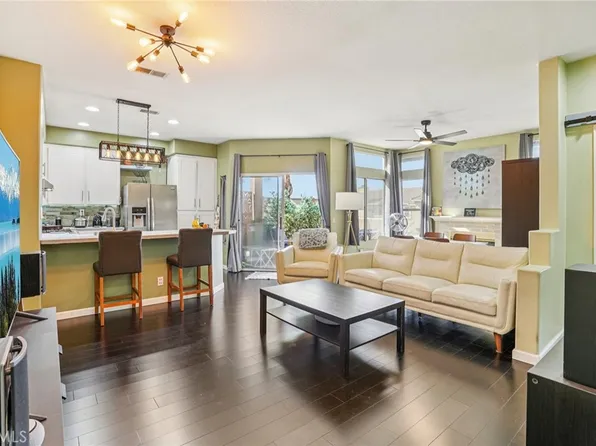 28515 Klondike Dr, Trabuco Canyon, CA 92679