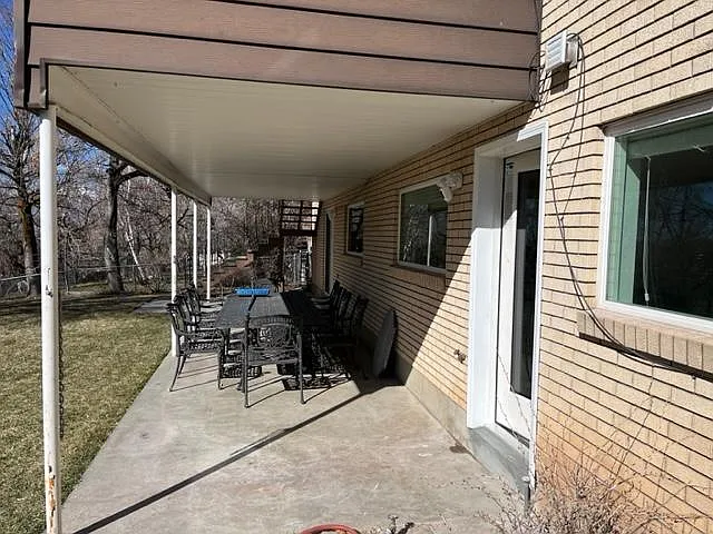 4463 Taylor Ave — Photo 15