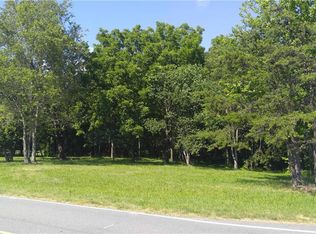 8220 Cedar Hollow Rd, Greensboro, NC 27455