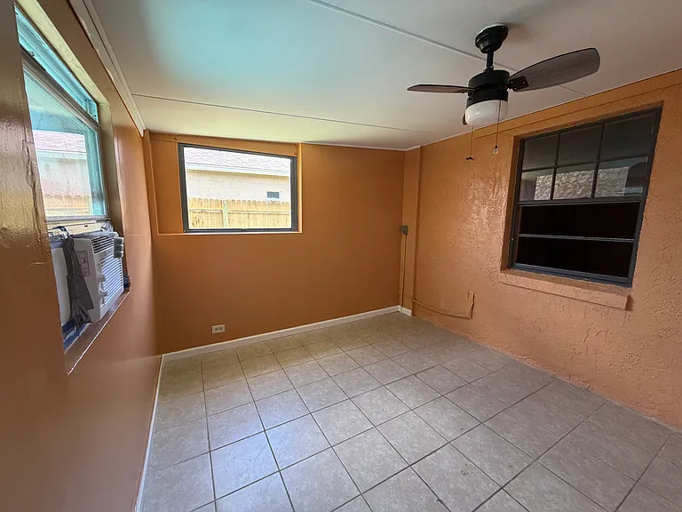 348 Cornwallis Ct — Photo 17