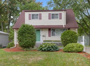 667 Wesley Dr, Berea, OH 44017