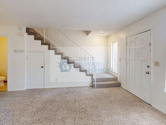 2nd image of 2719 Fowler Rd