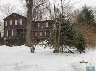 51 Hawthorne Rd, Wayne, NJ 07470