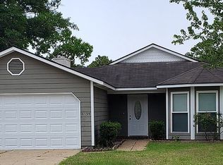 6935 Oakhurst Dr, Ocean Springs, MS 39564