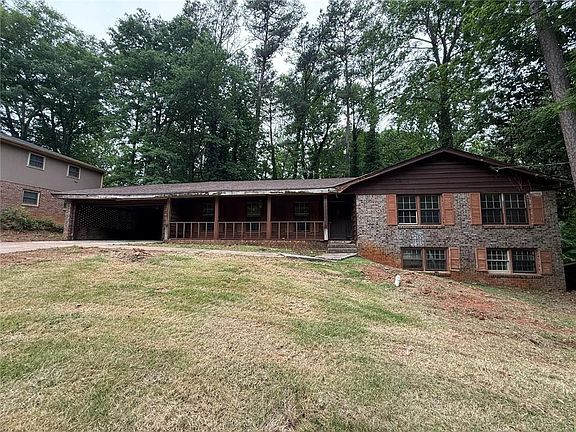 2nd image of 2807 Leisure Woods Ln