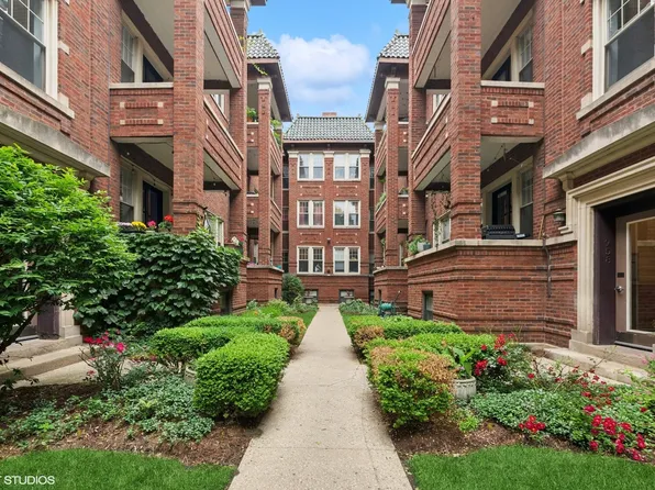 960 W Cuyler Ave APT 3N, Chicago, IL 60613