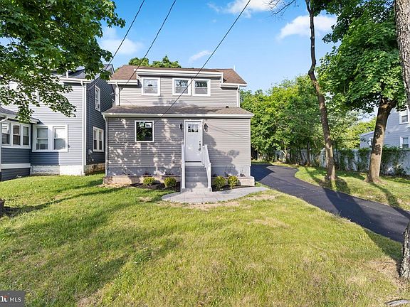 3rd image of 256 Ewingville Rd