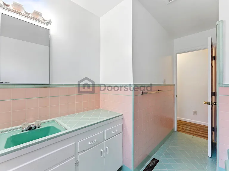 4339 Adeline St #B — Photo 37