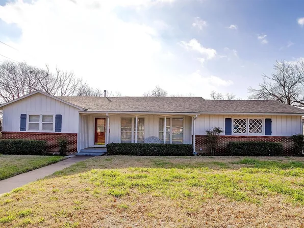 1203 Greenbriar Ln, Cleburne, TX 76033