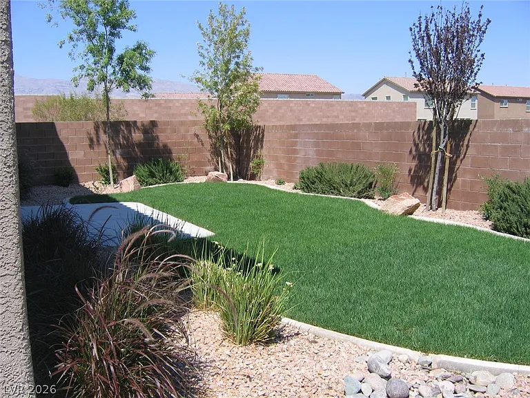 6732 Sugarbird Ct — Photo 12