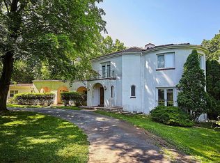 10513 Vale Rd, Oakton, VA 22124