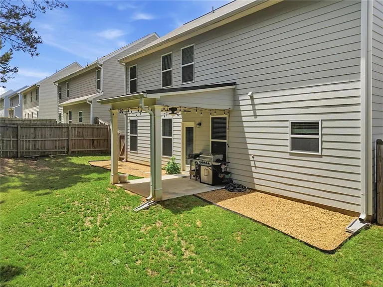 79 Lantana Xing — Photo 33