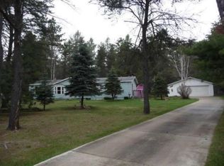 5936 W Seven Mile Rd, Grayling, MI 49738