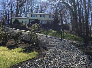 61 Cider Mill Rd, Hawthorne, NJ 07506