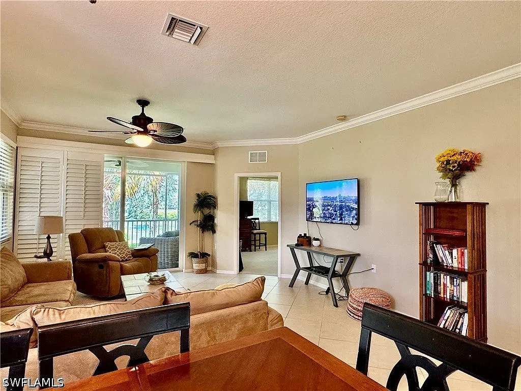 3 bed, 1725 sqft, $2,200 — Photo 4