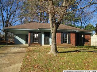 6785 Embassy Cir, Horn Lake, MS 38637