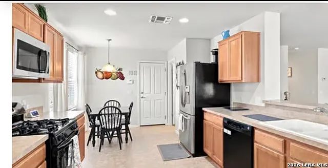 2614 Amethyst Dr — Photo 11