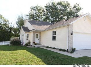 335 Jarvis Ct #A, Troy, IL 62294
