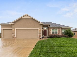 19741 Barstow St, Spring Hill, KS 66083