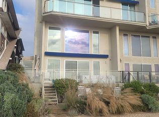 1 Topsail St APT 103, Marina Del Rey, CA 90292