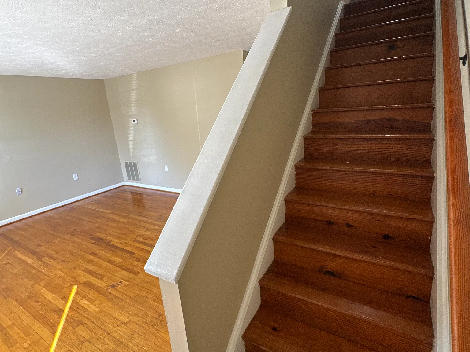 2 bed, 1.5 bath, 1120 sqft, $1,600 — Photo 2
