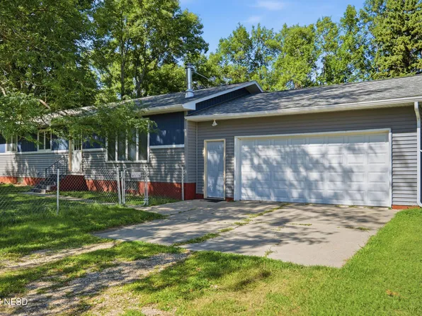 704 State Highway 22, Clear Lake, SD 57226