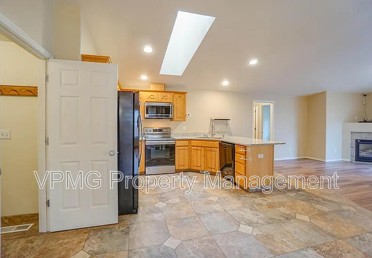 8620 NE 90th Pl — Photo 7